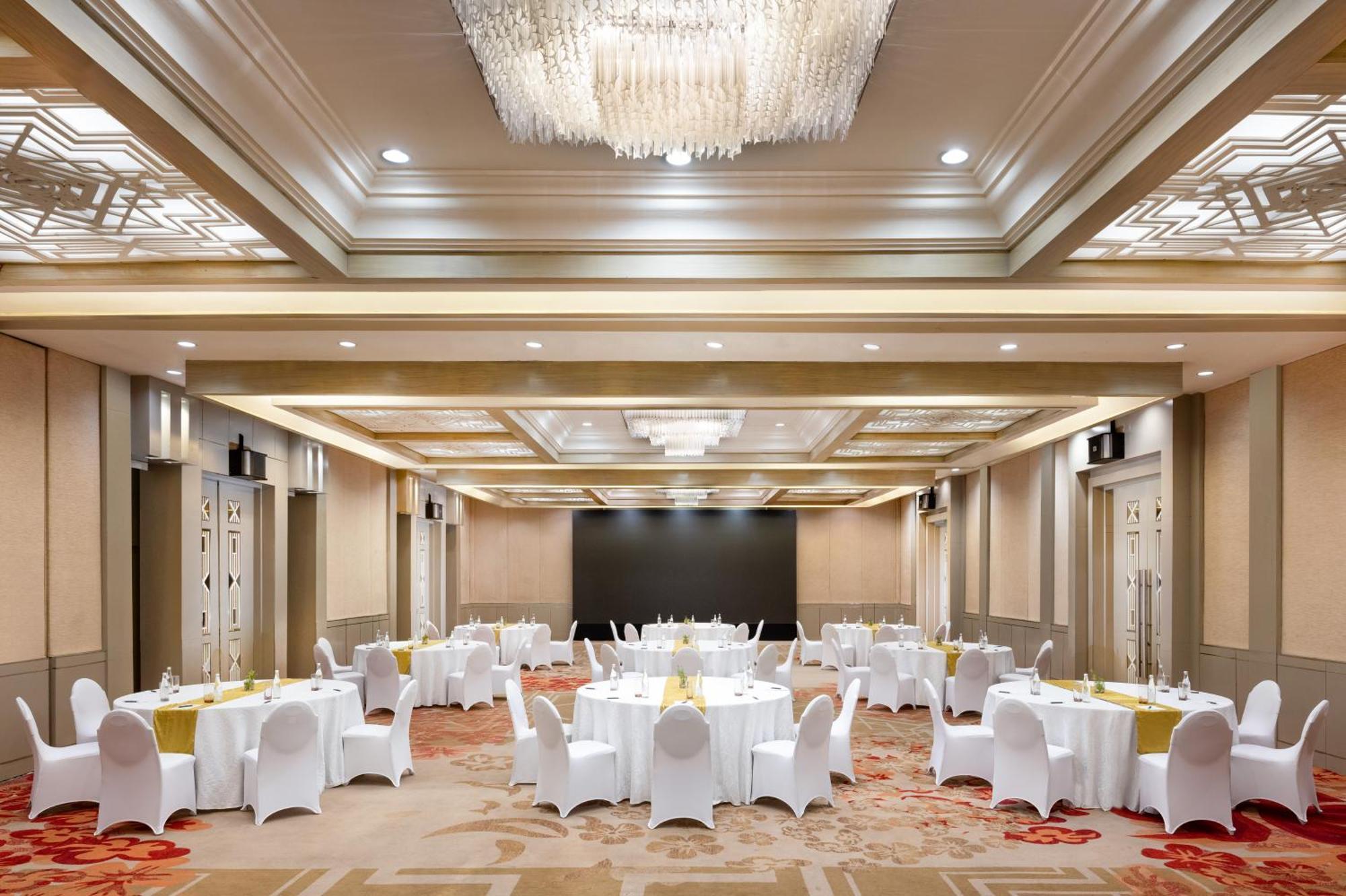 Sheraton Bandung Hotel & Towers Екстериор снимка