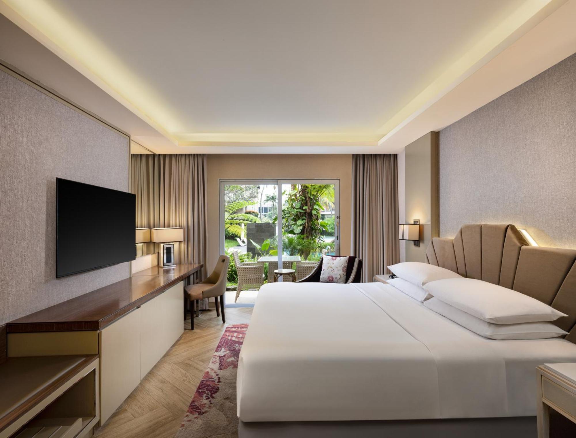 Sheraton Bandung Hotel & Towers Екстериор снимка