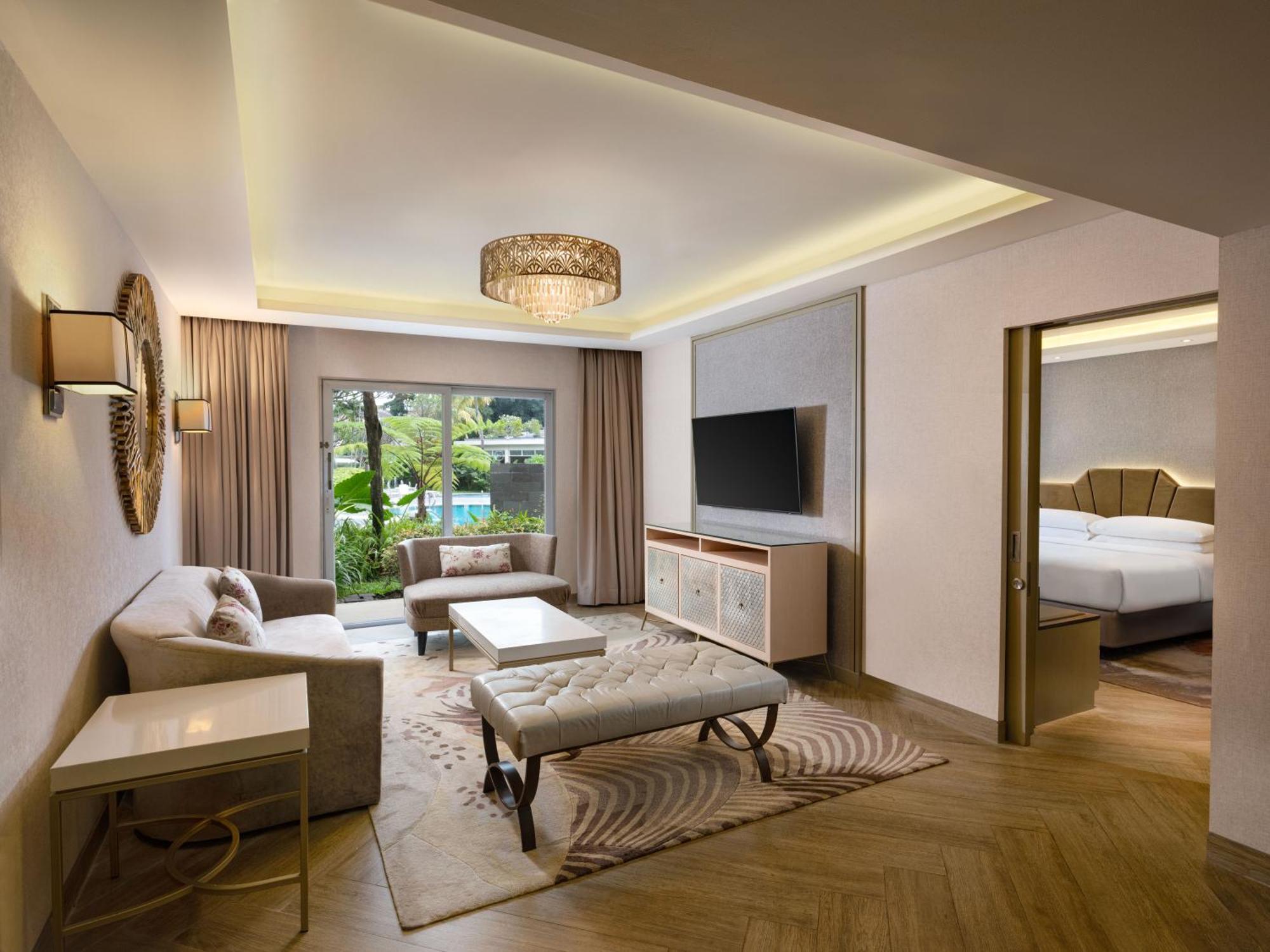 Sheraton Bandung Hotel & Towers Екстериор снимка